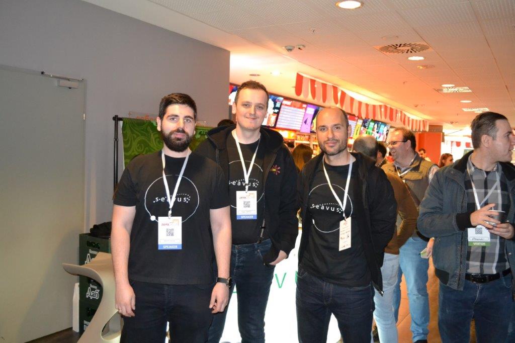 Seavus's tweet image. Live from #JavaSkop with our colleagues Nikola Zivkov, Martin Ilievski, and Dejan Jankov!