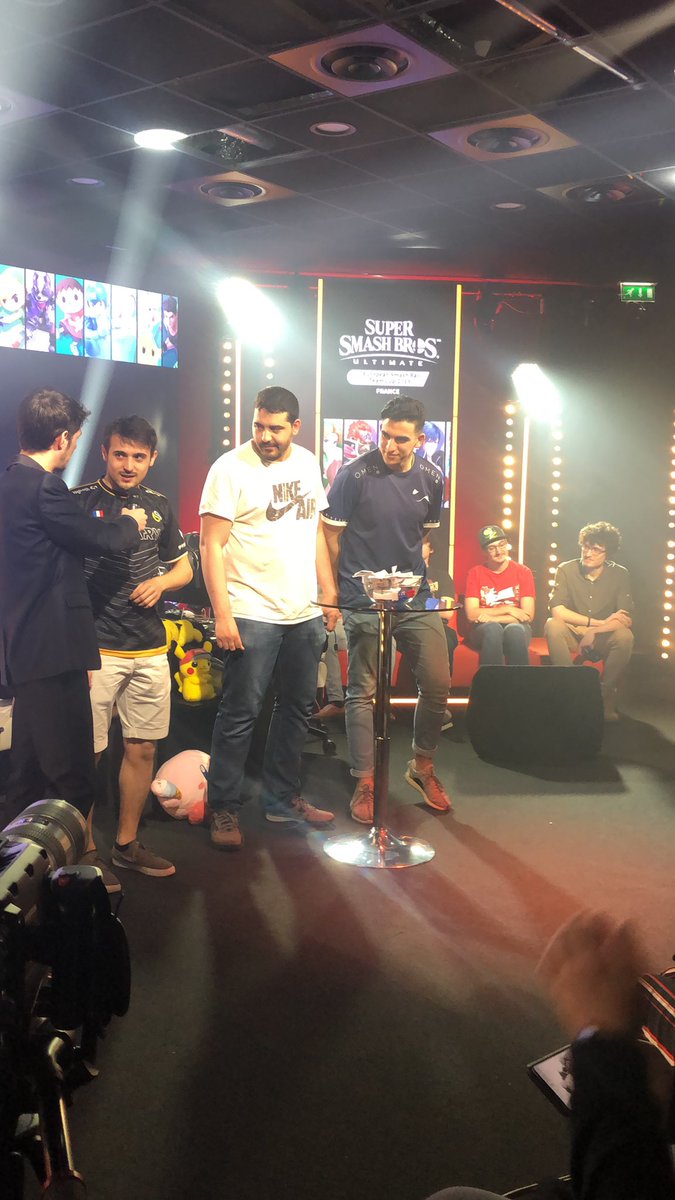 NeokanGaming's tweet photo. Premier match : Lyon contre Paris 2. Ça va saigner ! #ssbu #esbtc https://t.co/YL22hCGlHE