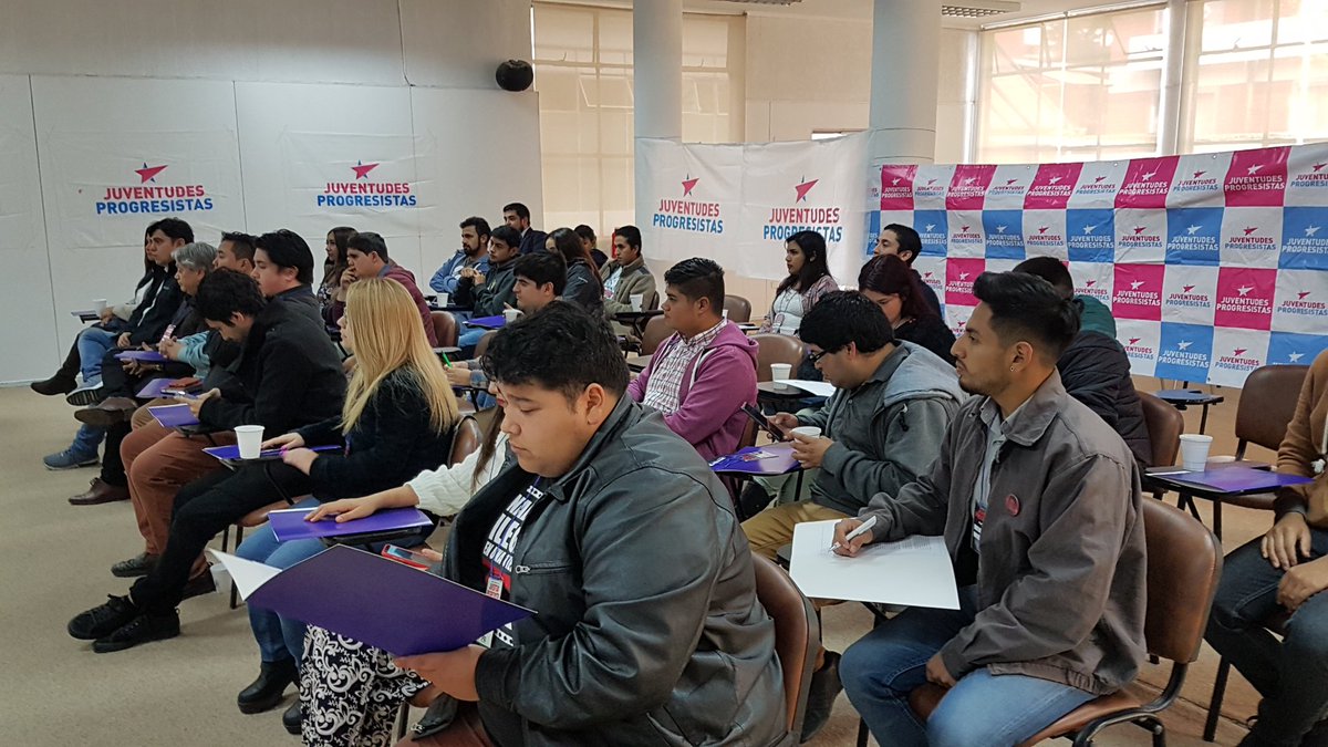 PedroAbarcaPRO's tweet photo. Jovenes progresistas de todo el pais presentes en 1era #AsambleaNacional #Concepción
#CorazonProgresista
@LosPROgresistas
@PROjovenes @senadornavarro @marcoporchile @pinto_rodd @PrensaProgre @macarde27 @LuisJara_C @camlagos @jjcc_chile @JS_Chile @MIRdeChile https://t.co/KMaG14lv1D