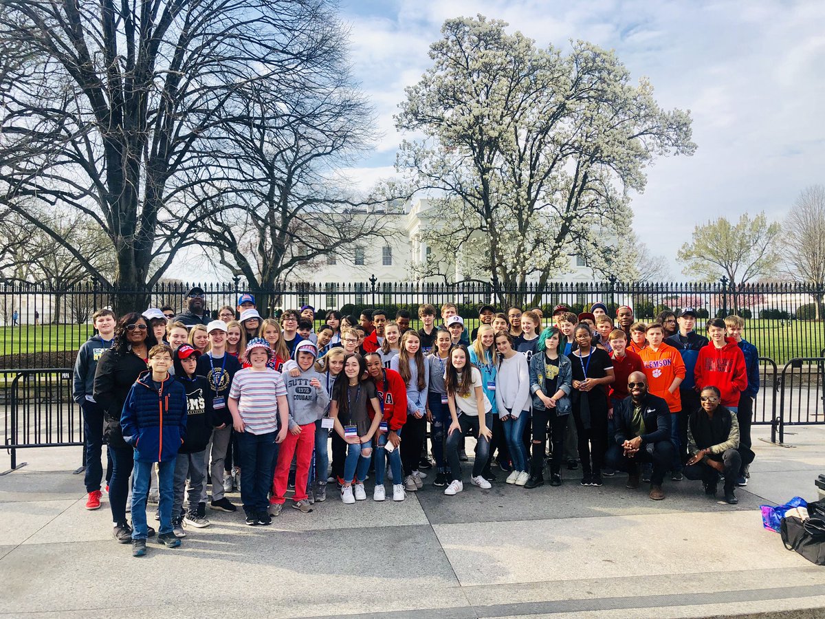 Dr. Dominique R. Merriweather (@merriweatheredu) on Twitter photo Got a chance to visit one of the most protected buildings on the planet. Had a blast visiting The White House! πΊπΈπΊπΈπΊπΈπΊπΈ <a href="/SuttonPrincipal/">Gail Johnson</a> <a href="/DrEdwardsRucker/">Dr. Billie Edwards-Rucker</a> <a href="/MsTInTheMiddle/">Steph Thompson, EdS</a> <a href="/FelixRuffin16/">FelixRuffin</a> Got a chance to visit one of the most protected buildings on the planet. Had a blast visiting The White House! πΊπΈπΊπΈπΊπΈπΊπΈ <a href="/SuttonPrincipal/">Gail Johnson</a> <a href="/DrEdwardsRucker/">Dr. Billie Edwards-Rucker</a> <a href="/MsTInTheMiddle/">Steph Thompson, EdS</a> <a href="/FelixRuffin16/">FelixRuffin</a>