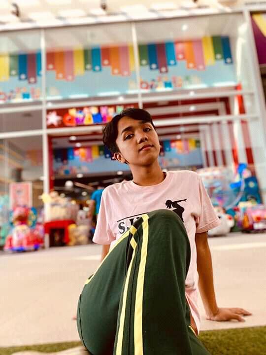 VisteHarold's tweet photo. masaya nga ba talaga??? a https://t.co/8pZmEx0pou