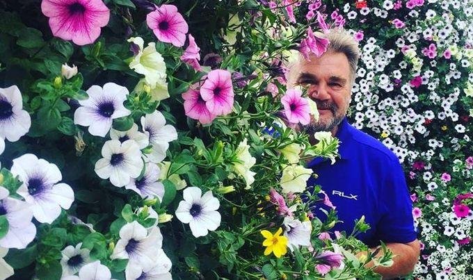 View image on Twitter