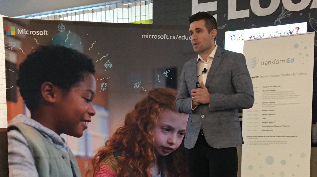 ZeliaMCT's tweet photo. @dtangred contextualization teaching and learning experiences for & with our students #OneBeadAtATime
#TransformerEd Educator Summit with @microsoftcanada @metowe @FCLEdu #transform2030 https://t.co/C8T7gJJLdv