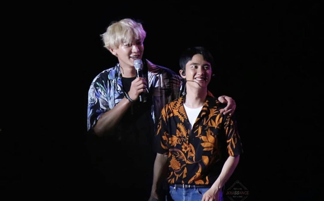 KlTTYSOO's tweet photo. chansooists reply to this tweet with your fav chansoo size difference pics https://t.co/lfppApLOhb