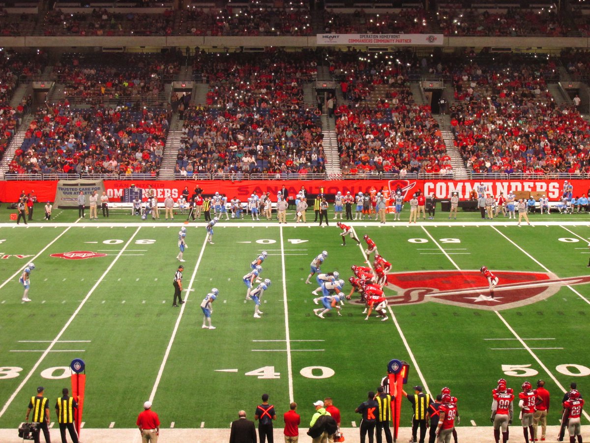 EricMoreno6477's tweet photo. At the @Alamodome, the @aafcommanders have grown a rabid, passionate fan base. Read all about it here: https://t.co/SwT1UxYRjC via @StadiumJourney #AAFCommanders #TakeCommand https://t.co/AH3hX7Bmfj