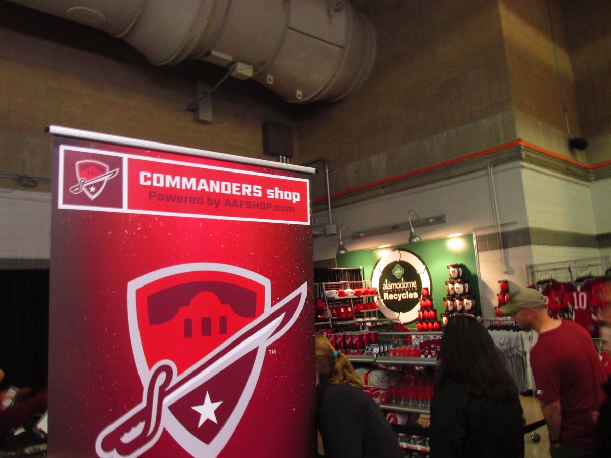 EricMoreno6477's tweet photo. At the @Alamodome, the @aafcommanders have grown a rabid, passionate fan base. Read all about it here: https://t.co/SwT1UxYRjC via @StadiumJourney #AAFCommanders #TakeCommand https://t.co/AH3hX7Bmfj