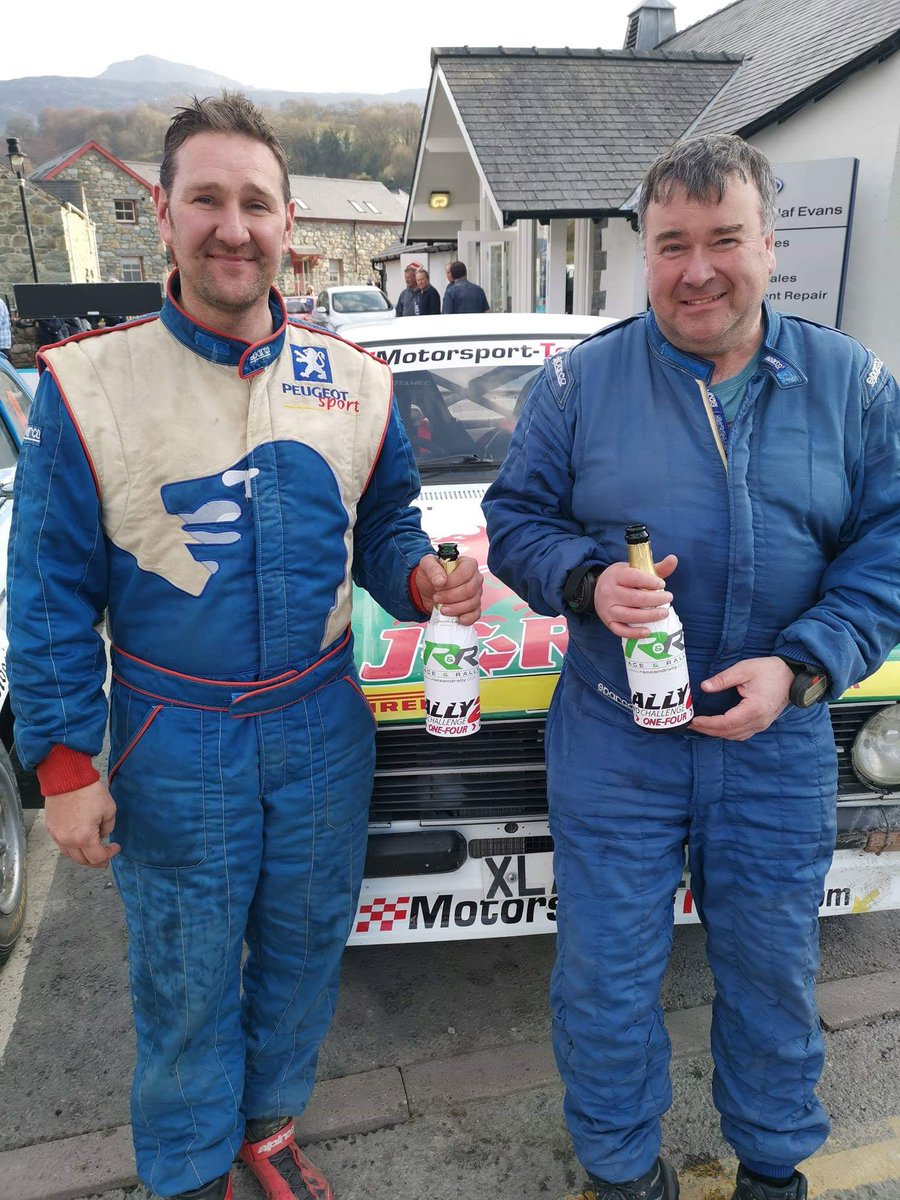 Huge congratulations to our 2019 Round 1 winners, Ieuan Rowlands &amp; Emyr Hall who take max points at <a href="/RallyNorthWales/">RallyNorthWales</a> in their debut year in the series 👏
John Rowlands &amp; Caron Tomlinson secured second place with Phil Burton &amp; Dylan Thomas rounding out our top 3 👌
<a href="/raceandrallyni/">Race and Rally</a>