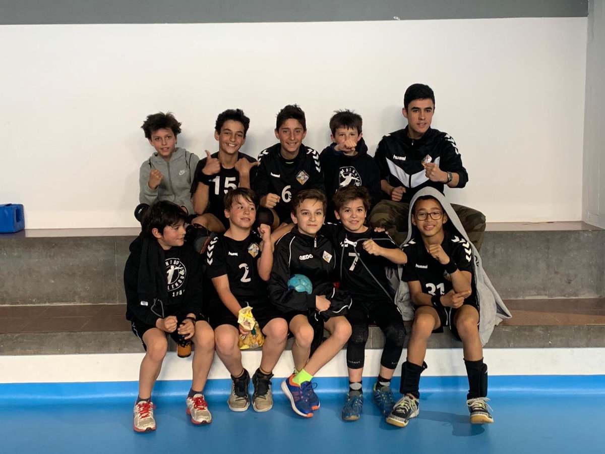 H_Poblenou's tweet photo. Gran victòria del PreAleví 47-48 al camp del Lycée Français, el líder de la categoria.
Gran feina! #3x3 https://t.co/41UaNx3ub2