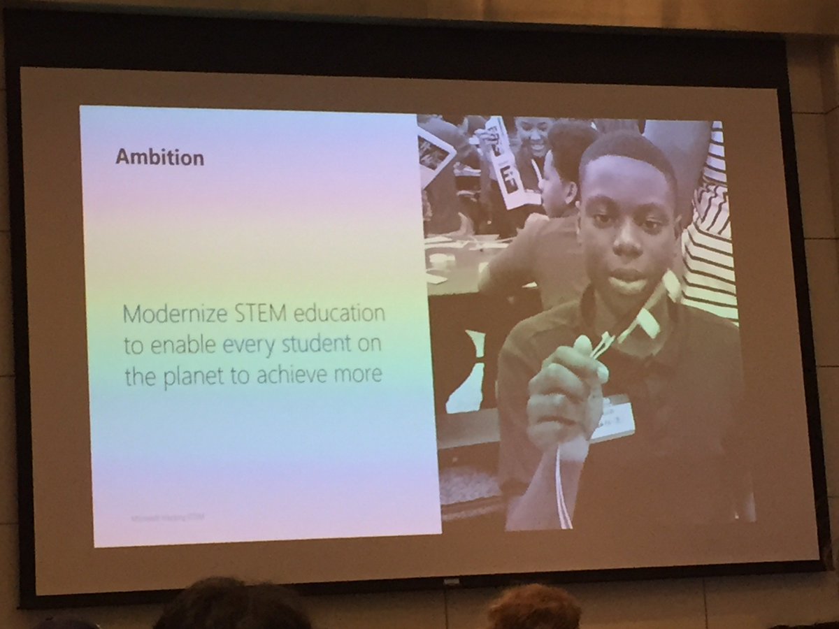 ZeliaMCT's tweet photo. @titusferguson #HackingSTEM STEM lessons &amp; hands-on activities In our class communities being intentional on removing economic barriers using accessible everyday materials
#TransformerEd @microsoftcanada @metowe  @FCLEdu #transform2030 
https://t.co/XGtHbxiIyP for resources! https://t.co/7u3QQjUjes