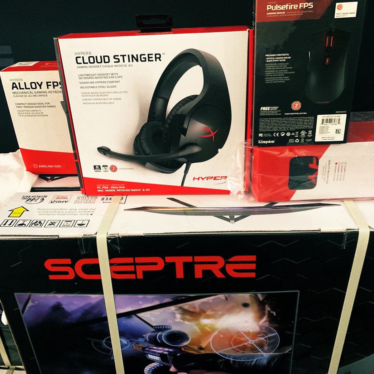 SceptreDisplay's tweet image. We are on Day 3 of #PAXEast! Have you heard about our #PCKit Giveaway with @HyperX ? 😏 #mice #keyboard #headset #monitor