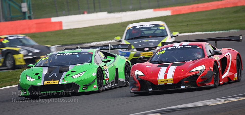 BritcarNews's tweet photo. Photos from the closing stages of Race 1 @SilverstoneUK @OfficialBARCHQ @DunlopMSport https://t.co/ELcdplApu7