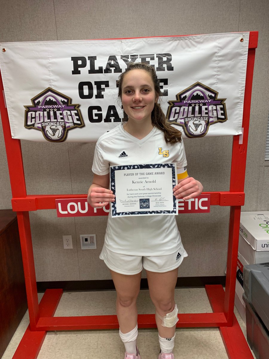 pkwycshowcase's tweet photo. Congratulations to Kenzie Arnold of Lutheran South High School Friday night for being selected the player of the game vs Parkway Central @pkwycshowcase 
#SoccerSTL #mosoccer #pkwyshowcase #618soccer #STLPreps https://t.co/Tbva26wnf9