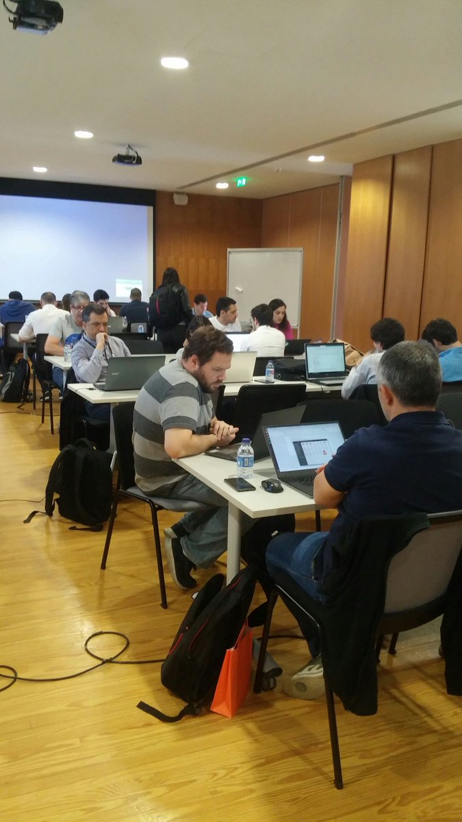 portoai's tweet photo. Getting ready for second half! #portoai will continue to live stream the event https://t.co/zSDgUuLfSF