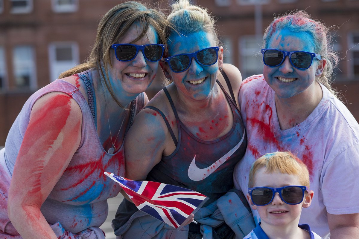 RFC_Charity's tweet image. What a morning! You asked to be Blue All Over... 📸👇

Thank you to everyone who joined us at Ibrox for our #BlueAllOver19 5km Fun Run.

So far you have raised over £20,000, with more still to come - incredible! #RangersFamily 💙