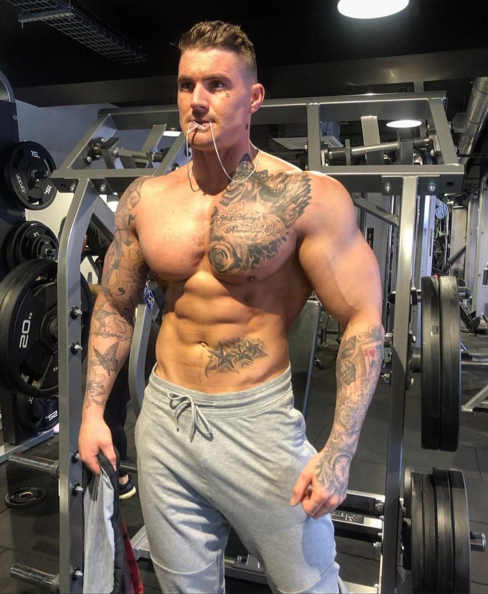 CrazyJ2x's tweet photo. Tonight is the big night. Where I ascend to the one thing that can lead me to greatness &amp; retribution. When i grab that briefcase the demise of Lions will soon follow &amp; I will also be a single opportunity away from not just becoming World Champion but becoming Grand Slam. #WC6 https://t.co/KgOlrNYWyt