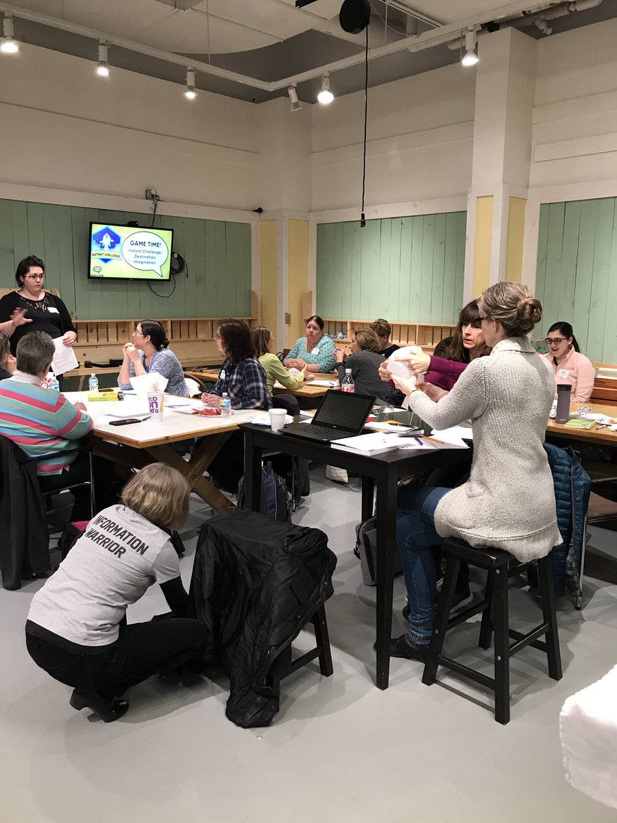 michiganmasl's tweet photo. WooHoo! A good turnout at our Spring Workshop! #MISchoolLibrary @tinkrlab @iste @aasl #SuperchargeLearning https://t.co/dU6QcZRSfK