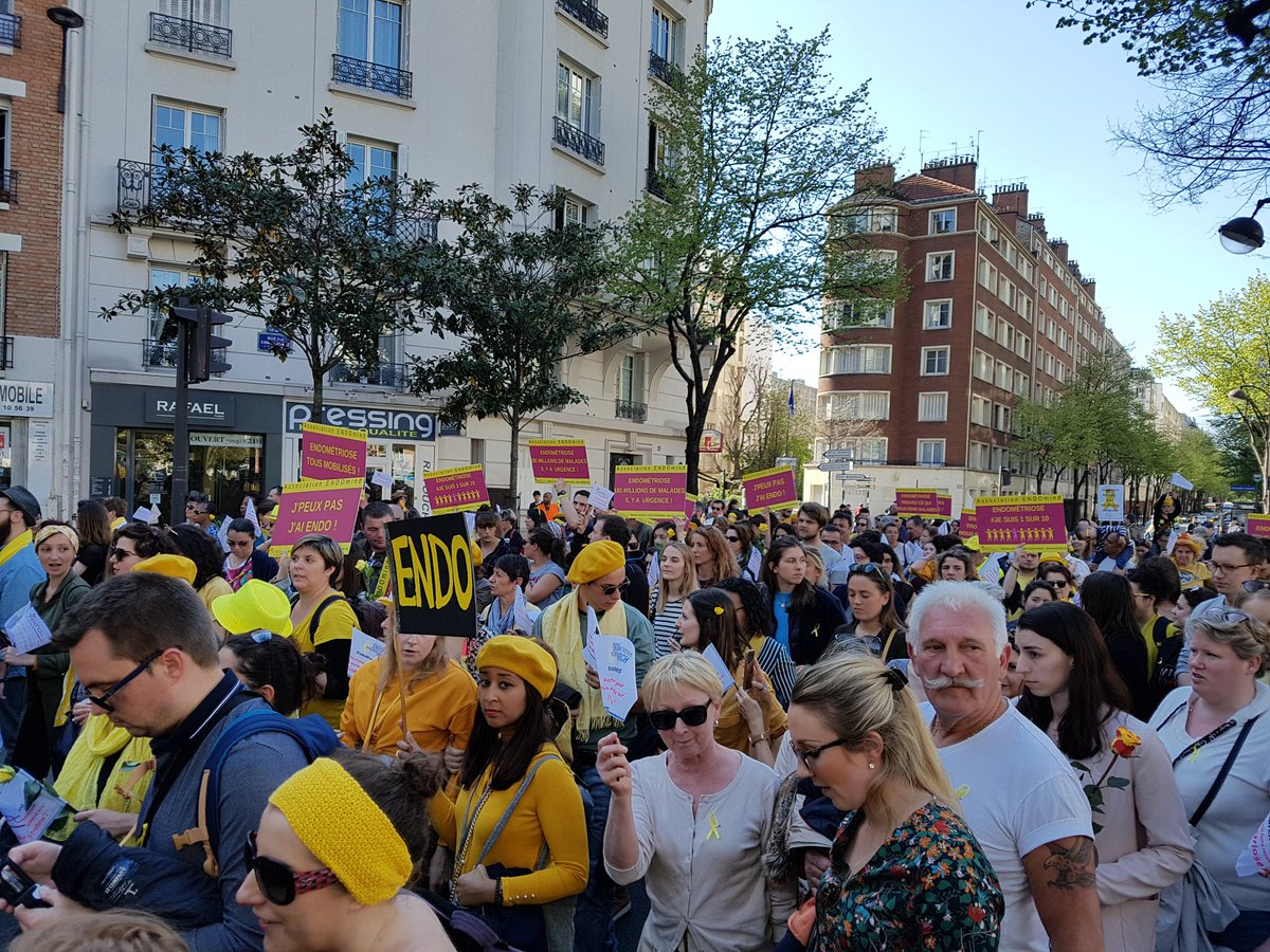 MKvaskoff's tweet photo. Encore une très belle #EndoMarch cette année sous le soleil parisien et en fanfare! @ENDOmindFrance @les_Memsettes #endométriose #EndoMarch_fr @ENDOmarch_FR https://t.co/1wwA9F33Fk