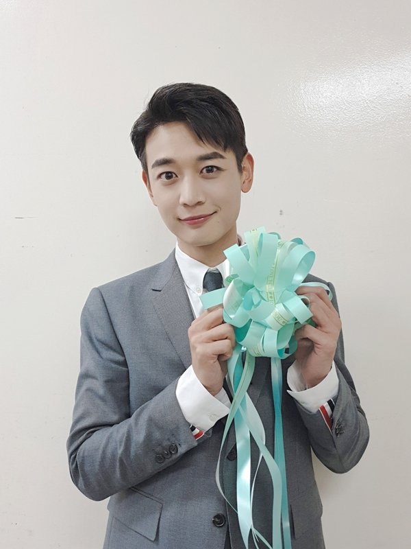 #최고의남자! #샤이니 #불꽃카리스마 #민호!
#연기자 #배우 #최민호 와 함께한 #CHOIMINHO_FANMEETING_TOUR_ENCORE_THE_BEST_CHOIsMINHO
많은 사랑과 응원 보내주신 팬여러분 진심으로 감사 드립니다!🙏🏻🙆🏻🙆🏻‍♂️
_
#MINHO #SHINee @shinee #SHINeeWorld #샤이니월드 #샤월이최고 👍🏻