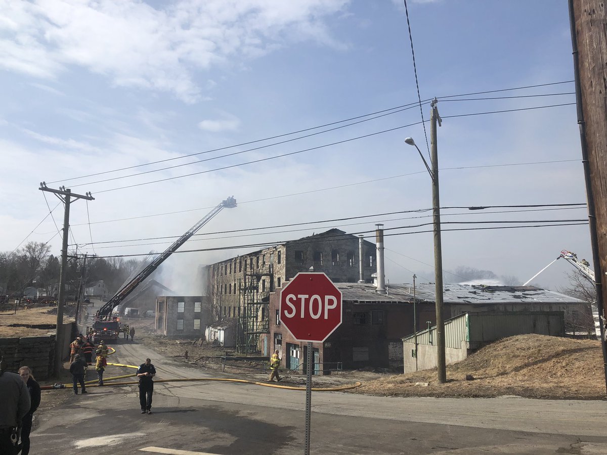QVEC911's tweet photo. EAST KILLINGLY  #MillFire  Multiple Alarm + Specials   963 Bailey Hill Rd. - Acme Mill     ToC: 03:56    NO Injuries / Active Scene / PIO Located at E. Killingly Fire Station https://t.co/noloImzQXl