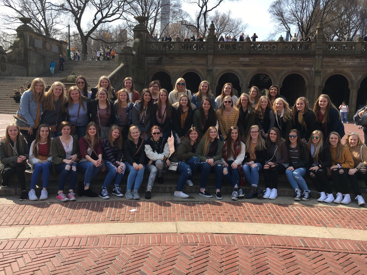 AnnEllerbrock's tweet photo. Central Park https://t.co/cOvJZ7swVg