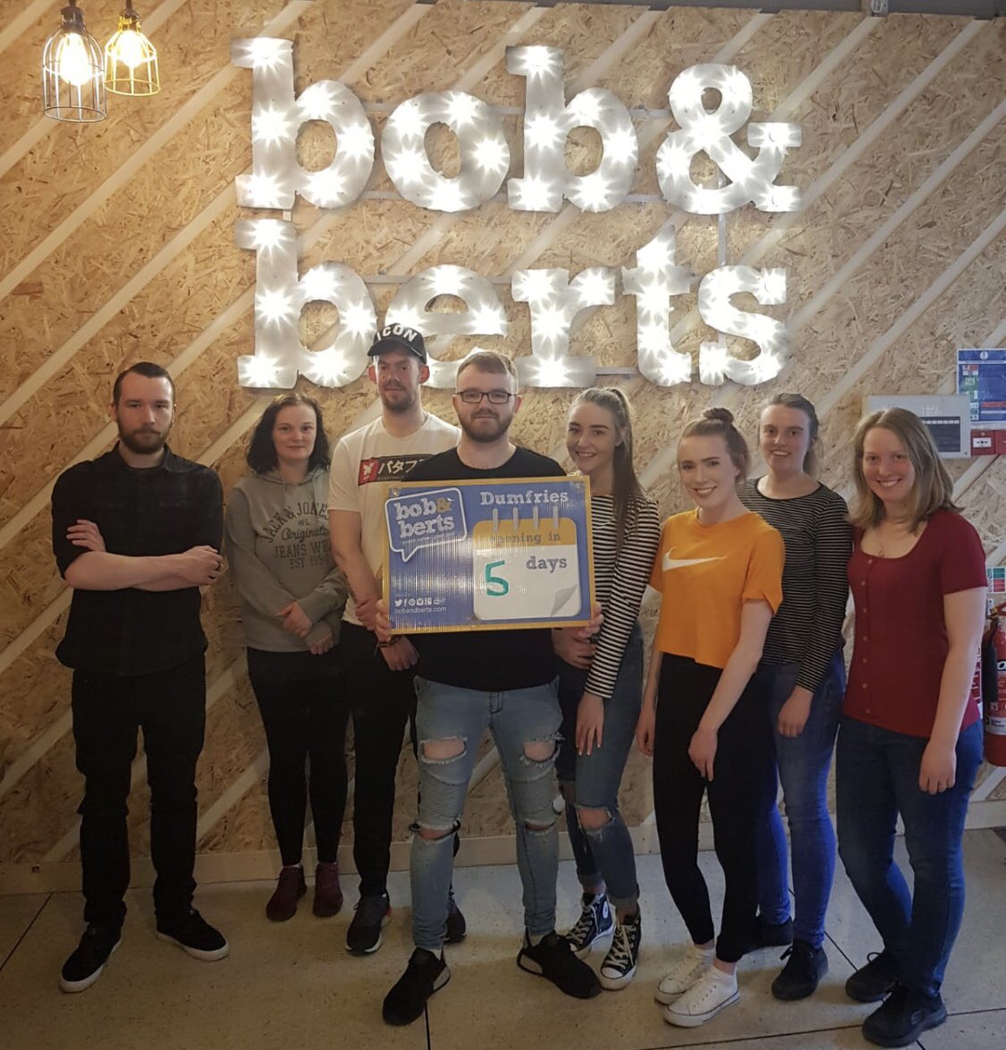 BobandBerts's tweet photo. The countdown is on!!! Our new #dumfries store opens in 5 days!! TAG A FRIEND WHO IS EXCITED #bobandberts #dumfries #5days https://t.co/Yg5D09UNse