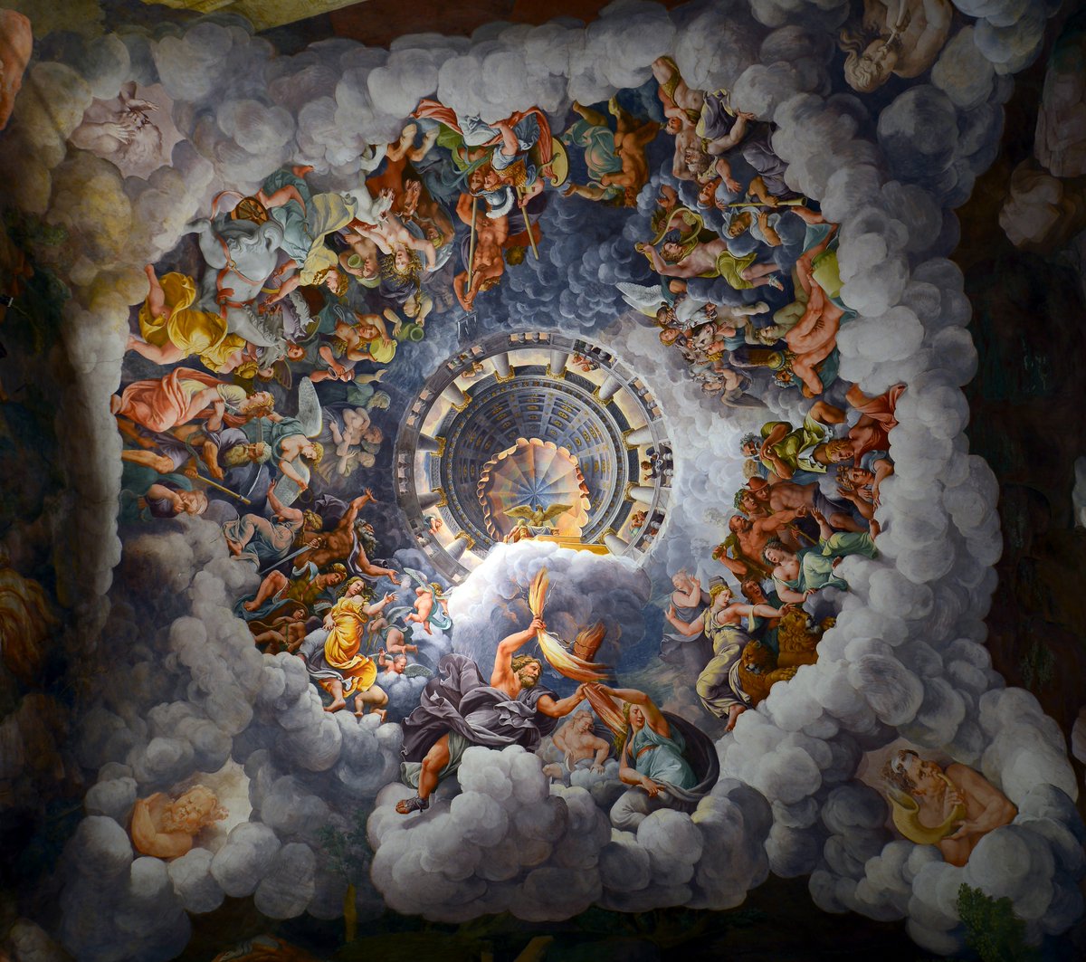 The Fall of the Giants - Giulio Romano, 1532-35. (Fresco in Sala dei Giganti, Palazzo del Te, Mantua). #GiulioRomano
