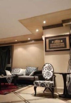 تاجير شقق فندقية وفلل وقصور مفروشة في ارقي احياء القاهرة( الزمالك - الدقي- العجوزة - المهندسين - مدينة نصر - مصر الجديدة - 6اكتوبر - الشيخ زايد -هضبة الاهرام - كومباوند الرحاب) حجز فنادق في جميع فنادق مصر للحجز والاستفسار واتساب او اتصال علي 00201117729071
#سأدعم_سياحة_مصر