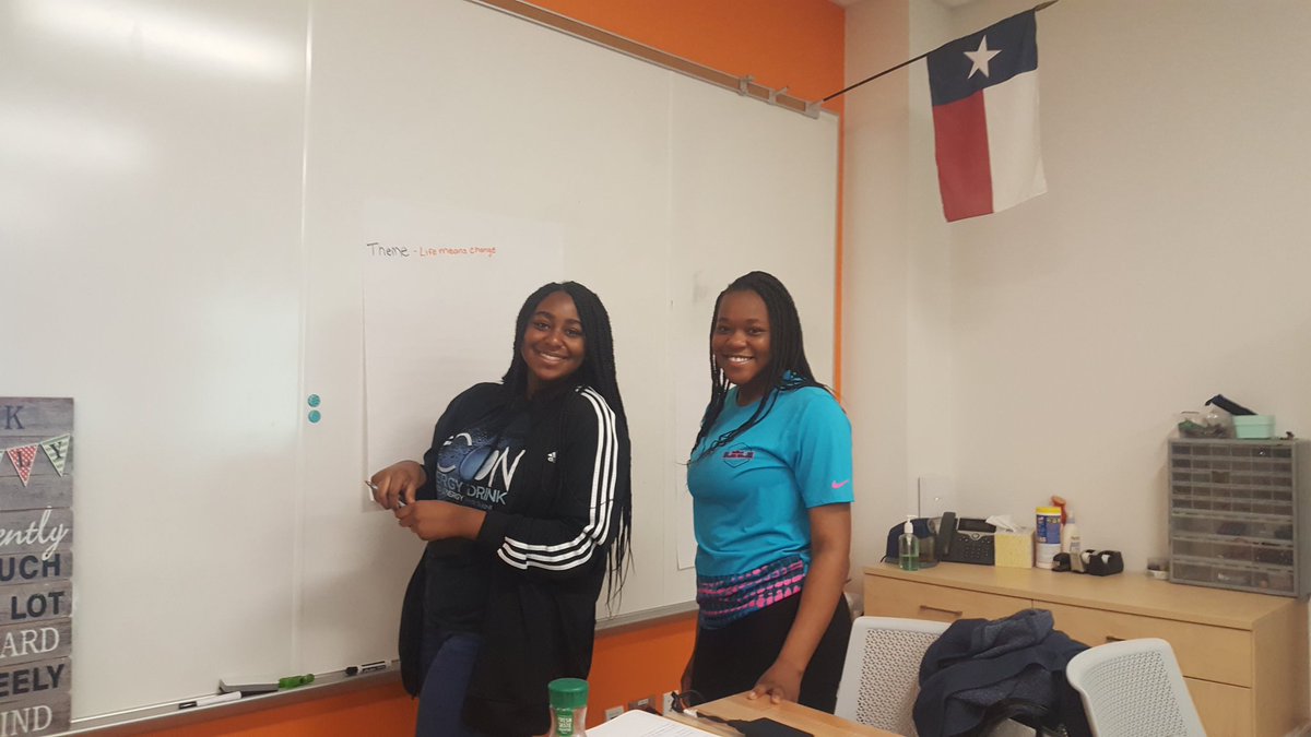 CvhsTeacher's tweet photo. Students and teachers in action at #hisdcountdown, brainstorming skills for the EOC in AP Seminar.  @HISD_Advanced https://t.co/uv9rEBhLZZ