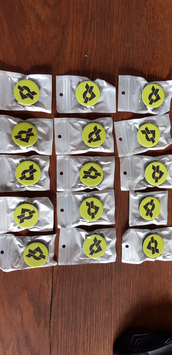 PACstorescom's tweet image. The First item for Paccoin.store is here!
$PAC Popsockets!

To celebrate we will giveaway 10.000 $PAC!
10 Winners 1000 $PAC each!

To enter:
- Like
- Retweet
- Follow @PaccoinStore and @PACcoinOfficial 

@CryptoCrusader1 @Paccoin4Prez
#airdrop #giveaway #win #paccoin