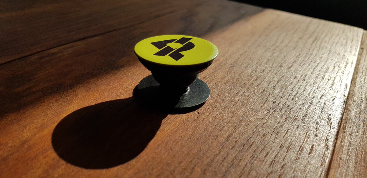 PACstorescom's tweet image. The First item for Paccoin.store is here!
$PAC Popsockets!

To celebrate we will giveaway 10.000 $PAC!
10 Winners 1000 $PAC each!

To enter:
- Like
- Retweet
- Follow @PaccoinStore and @PACcoinOfficial 

@CryptoCrusader1 @Paccoin4Prez
#airdrop #giveaway #win #paccoin