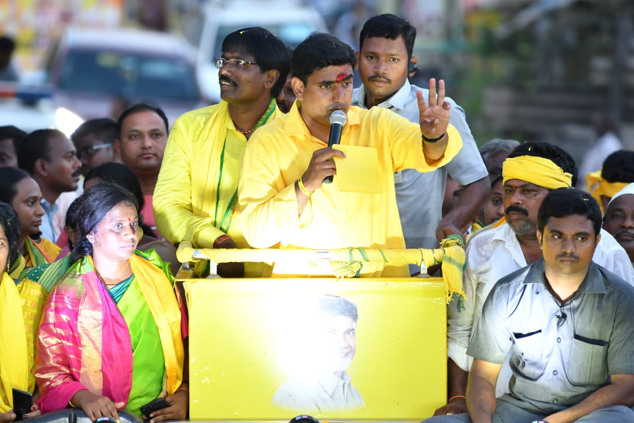 D26uhNuX0AAmj7A?format=jpg&name=large