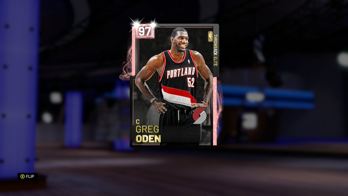 buckets2322's tweet photo. The perks of knowing Greg Oden (Titus and him are best friends) and being able to have him in my team is awesome🔥🔥🔥👏👏. #2kCommunity #2K19 #MarchMadness #throwbackElites @ItsShake4ndbake @B_Street_Bully https://t.co/8YoiJxzUEh