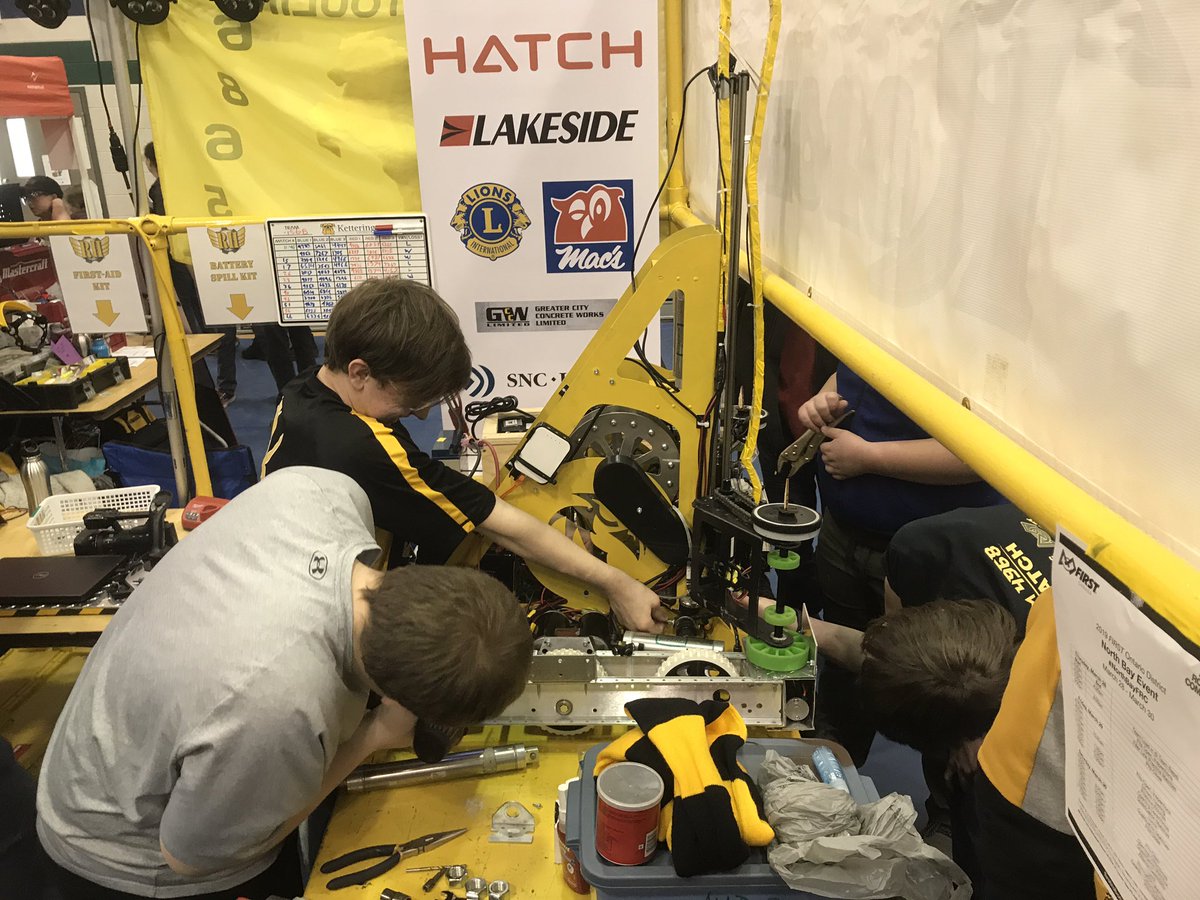 LivelyHawkTech's tweet photo. Oh yeah. On the first page! 13th our of 33. Plus adding climbing mechanism. Almost ready for the Alliance selections. Fingers crossed! https://t.co/T5WS48YDhj