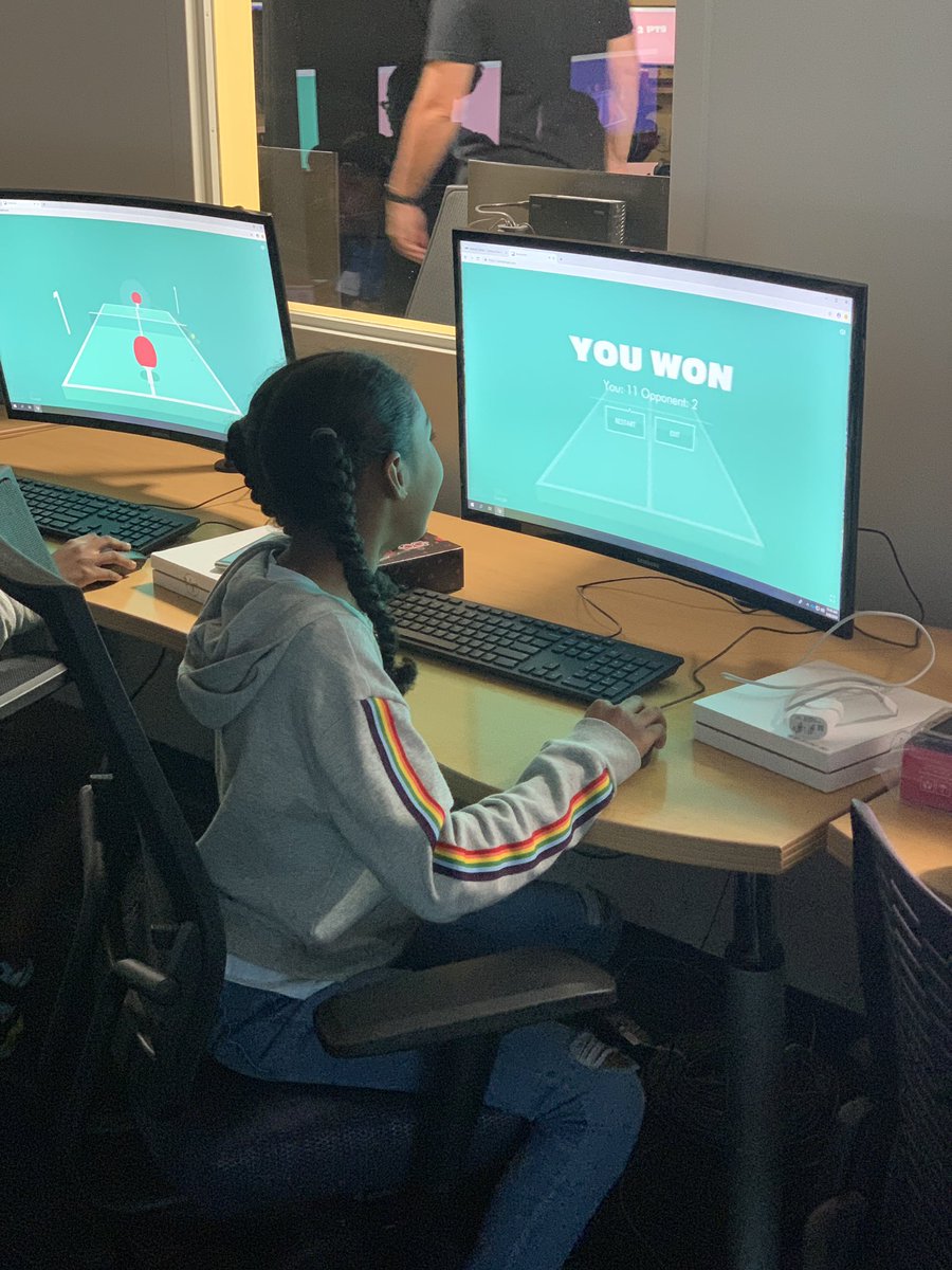 VolunteerBGCMIA's tweet photo. We are all winners!! #BGCVirtualReality #BGCMiami #BGC @BlackGirlsCode #VirtualReality #ChangeHerPath https://t.co/uVAE03UsYG