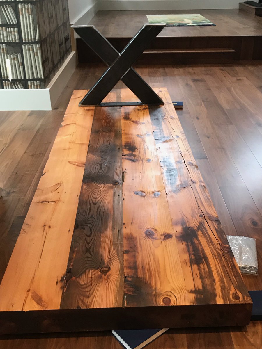 Hebelybubbly's tweet photo. thankyou @KandDJoineryLTD for taking away the 150 year old joists and helping us preserve their use in the building by making this fanastic 3.5 meter long #solidwooddiningtable  for St johns place #Canterbury #dreamhome #interiordesign https://t.co/HPIMSHTWcE