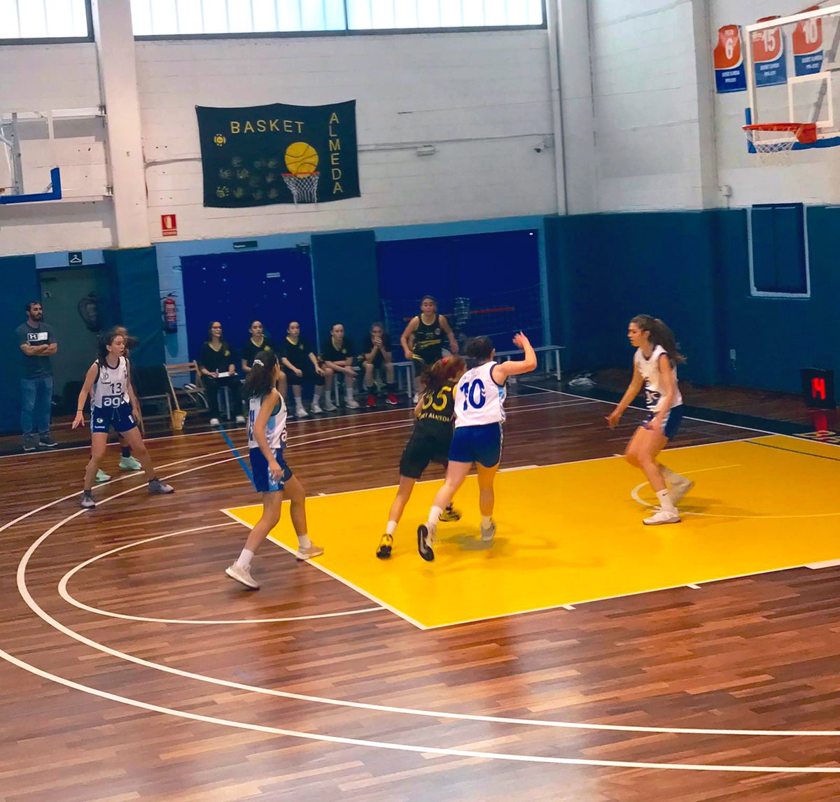 ASRBasketAlmeda's tweet photo. 🏀 #IFGrocALM 67- @CB_Granollers 59 #AdnAlmeda #JornadaAlmeda #Preferent https://t.co/VP1llFJjFJ