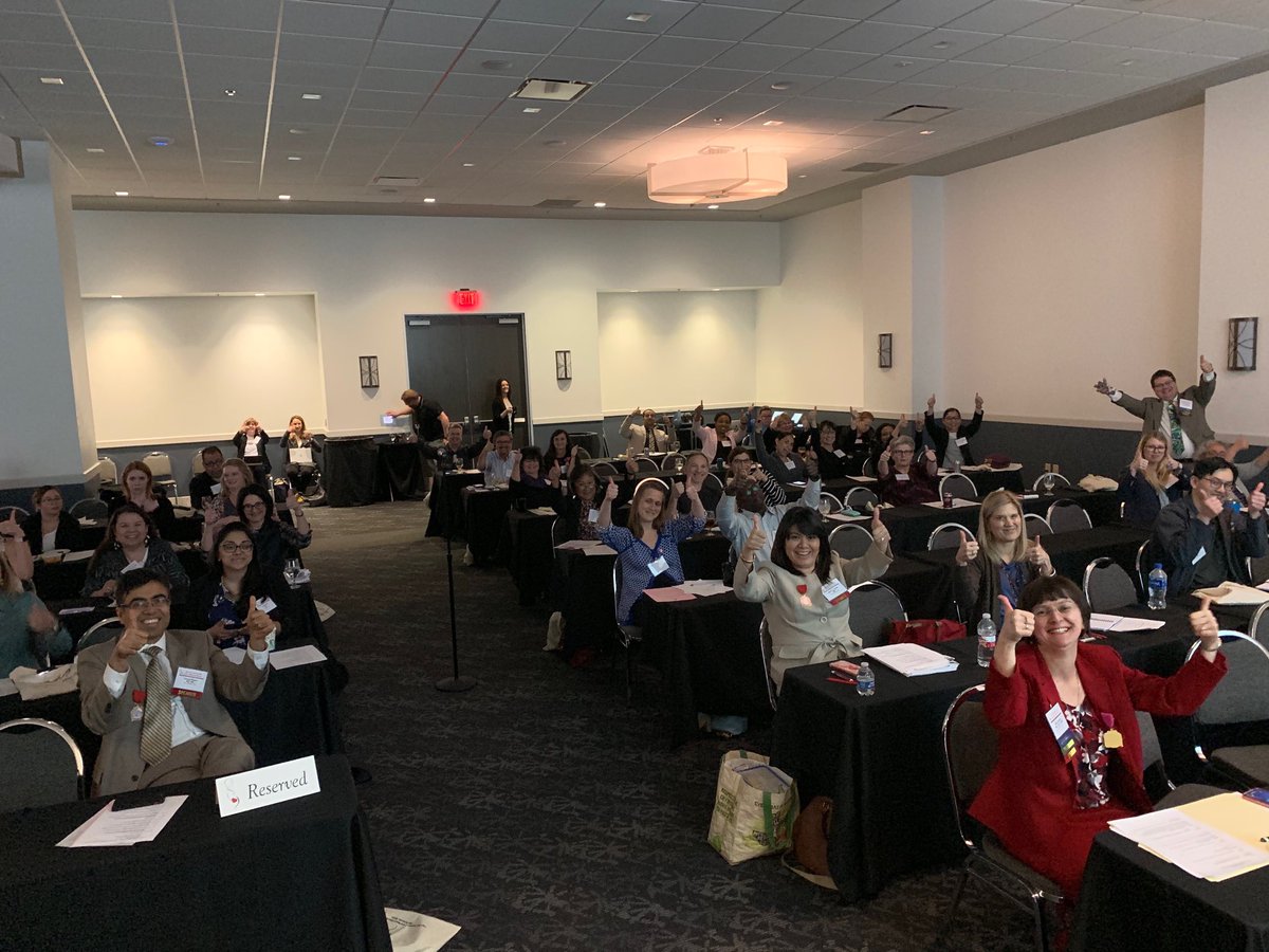 MaternalHC's tweet photo. A big Texan two thumbs up for women’s cardiovascular health in San Antonio. @maternalhc #themothersprogram #hrp19 https://t.co/ihAnaNBV1O