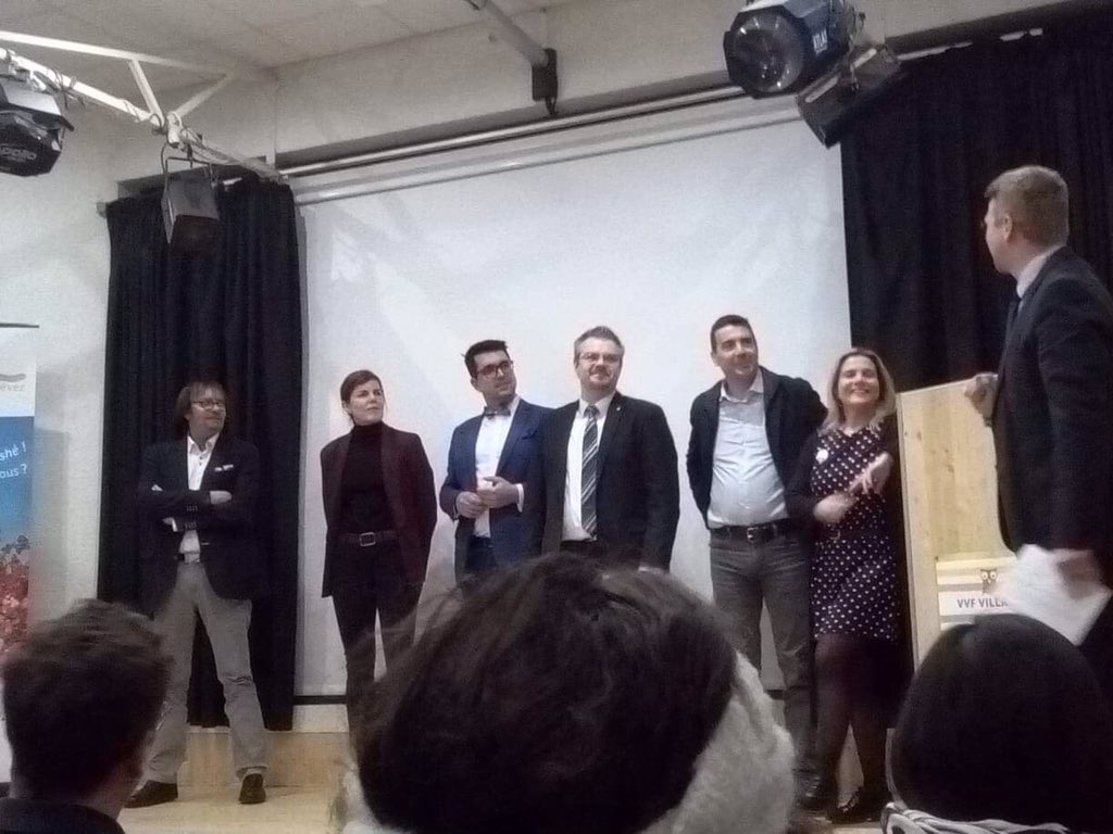 salwa hamrouni tweet media