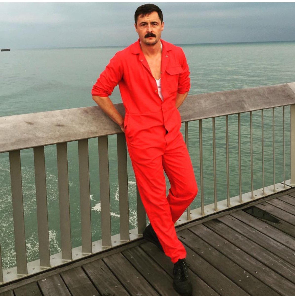 hot_4_pascal12's tweet photo. #hot #Moustache #boilersuit #celebritypaintingchallenge https://t.co/Z3zMBvTTbK