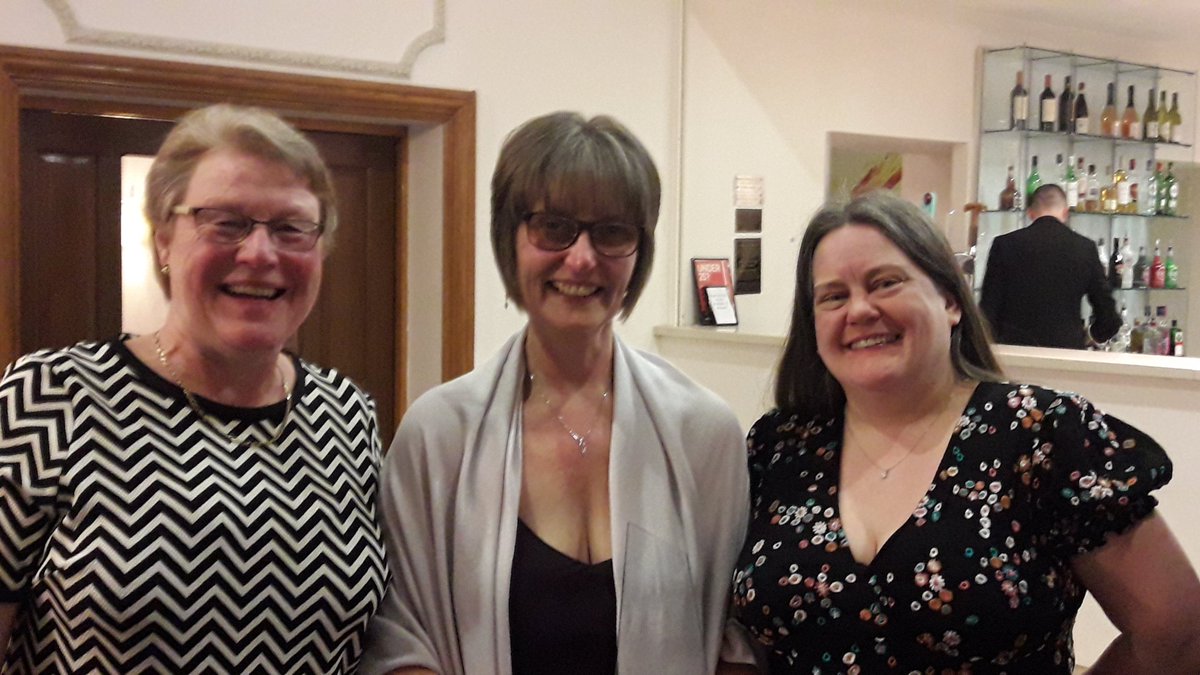 Celebrating most improved unit of 2018 with unit manager <a href="/StennerJ/">Jacky Stenner</a> and area manager <a href="/selinataylorsja/">Selina Taylor OBE MStJ</a>.  <a href="/TSB_SJA/">Totterdown South Bristol St John Ambulance</a> have made such fantastic progress!
#CelebrateWest @centralswsja #winningstreak
