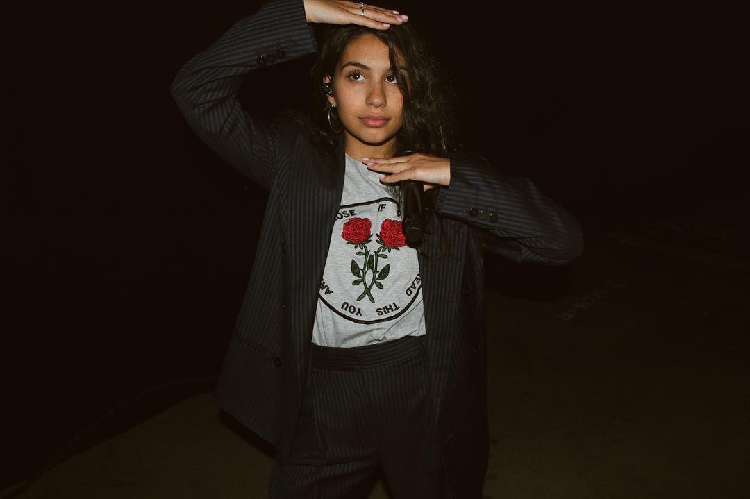poetryalessia's tweet photo. alessia cara's beauty appreciation tweet https://t.co/kdTk0aLf35