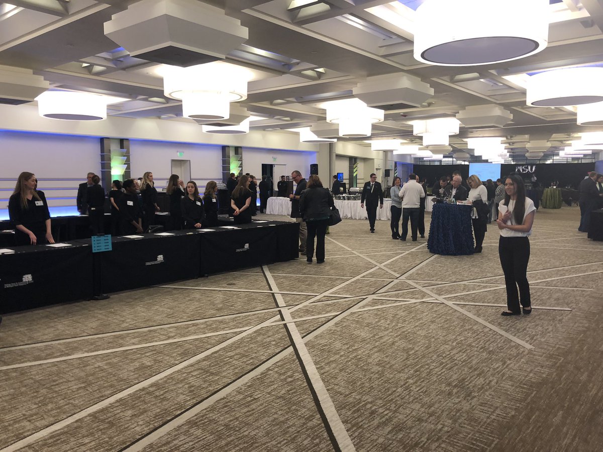 Destination Auction tweet media