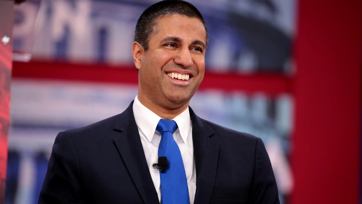 RebeccaRambar's tweet photo. #USA Un projet de loi qui rétablirait la neutralité de l’Internet progresse malgré les efforts des télécommunications pour le tuer.
#InternetNeutrality https://t.co/okLLP3Z5Au https://t.co/oTKmndJwwl