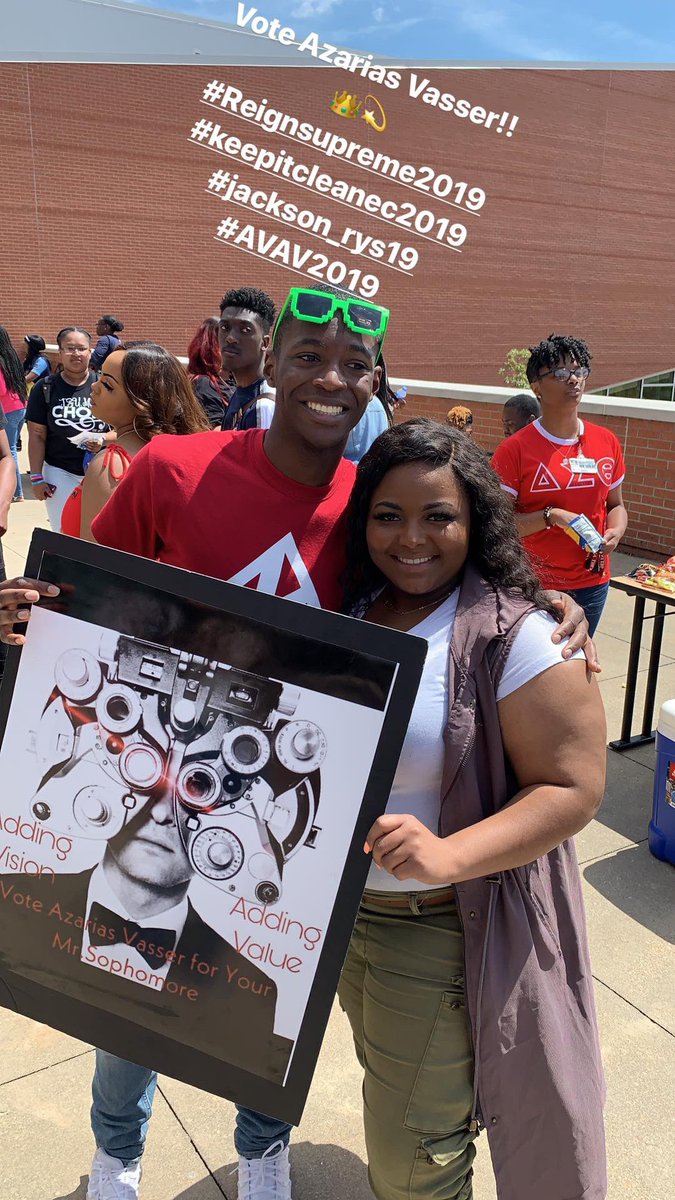 Doctor_cedd's tweet photo. Thank you All so much for supporting me on yesterday at meet the candidates! 6 more days until Voting day!ππ«
#Reignsupreme2019
#keepitcleanec2019
#jackson_rys19
#AVAV2019 https://t.co/MF3M4Ig2hA