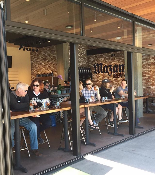Suns out, Brunch out! ☀️ 🍳 First day of brunch service was a blast and we were treated to some great weather. Thanks for joining us! .
.
.
#mazamabrewing #mazamaatorenco #orencostation #oregoncraftbeer #brunch ift.tt/2FENHUC