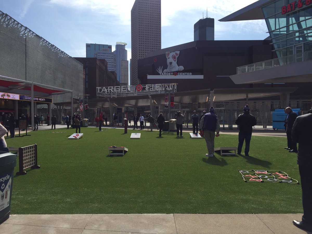 TFEATS's tweet photo. Welcome back @Twins fans for another exciting day of baseball! We encourage you to check out the Gate 34 Experience today if you didn't get a chance on opening day! This new feature of #TargetField is beautiful and a great addition for guests! #SeedsofSpring #DelawareNorthProud https://t.co/u3Hl4pRAPm