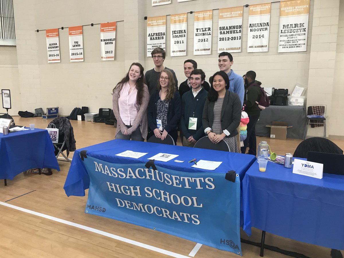 MassDems's tweet photo. These @ma_hsdems at #DCIRox agree with @EdMarkey - #Democrats don't agonize, we ORGANIZE! #org2win #mapoli https://t.co/EXLaBpzmXq