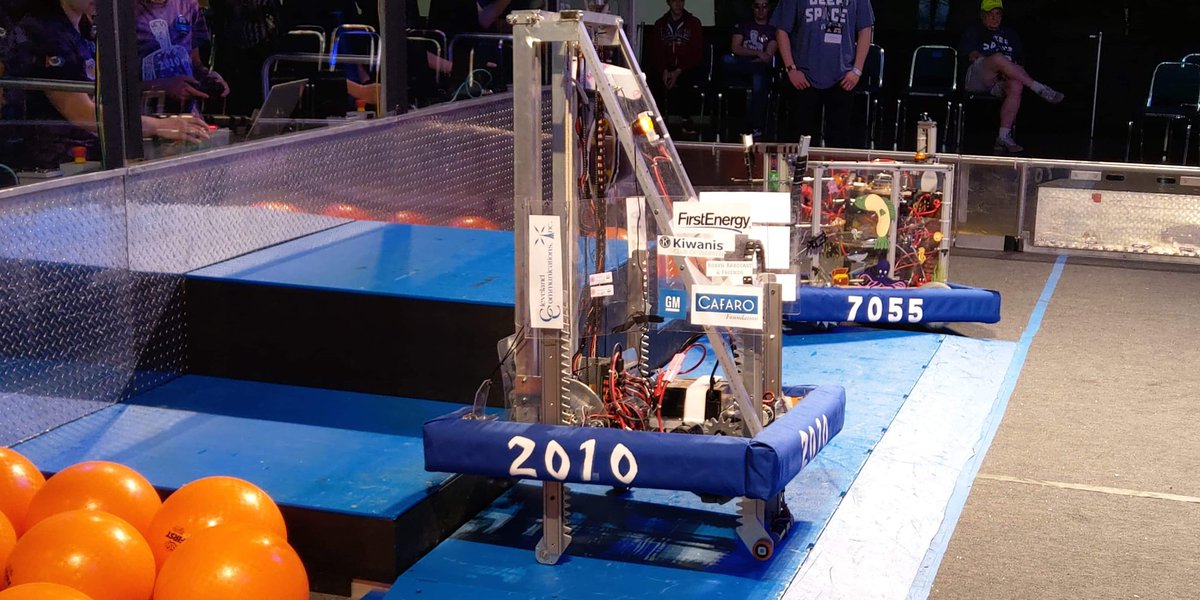 Lightning_Bots's tweet photo. Sadly, the Lightning Bots will not be progressing to the elimination rounds at the 2019 Buckeye Regional. However, we did capture a step by step of our last climb thanks to mentor Alex. 
Stay tuned for awards! https://t.co/4WyoXWzfQn