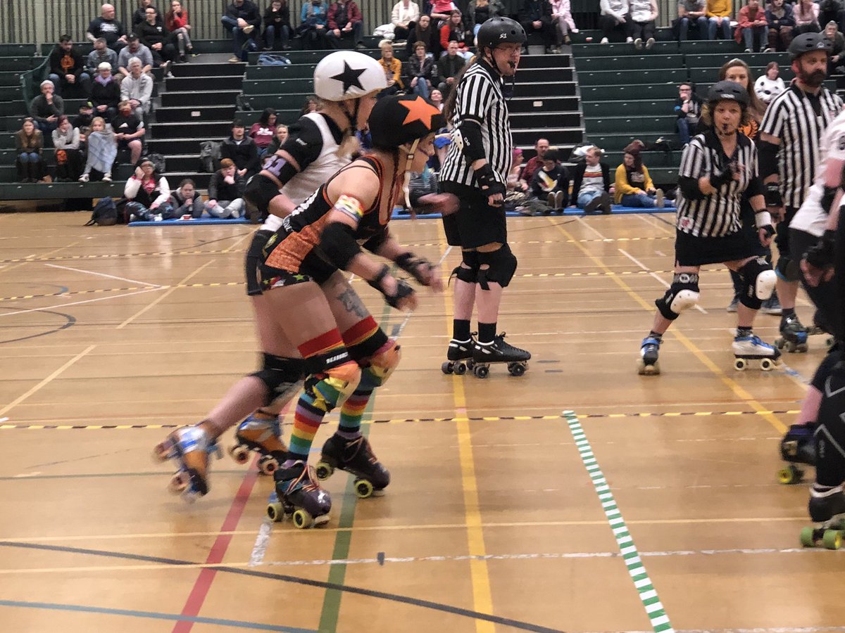 Smith (DRD) and Socks n Violence (BRD) ready for action - last jam brings the score to 145-120 <a href="/BritishChamps/">(NOT) SARAYA.</a>