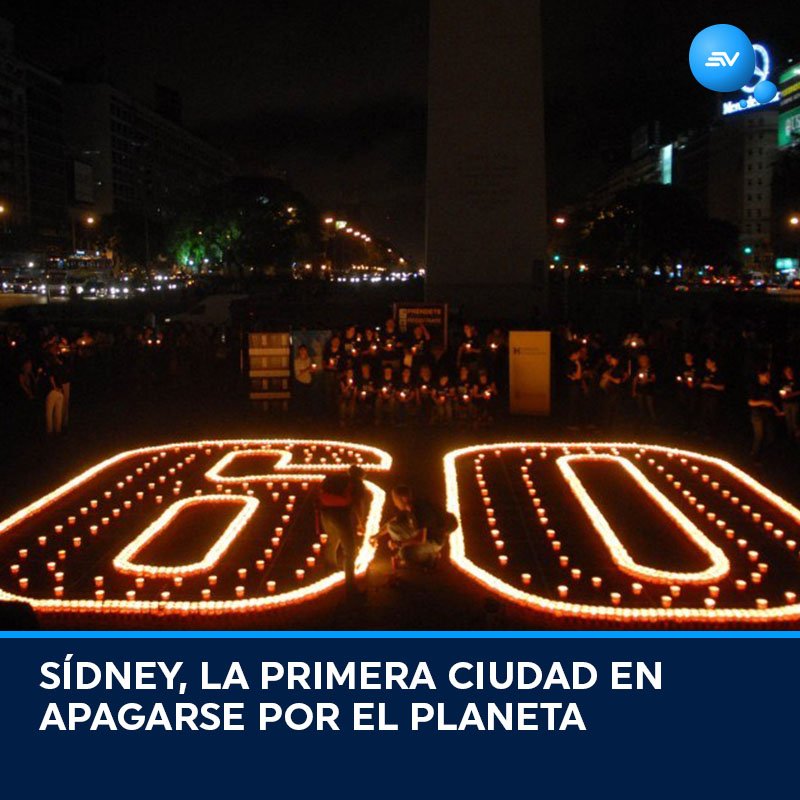 EcuavisaInforma's tweet photo. "Somos la primera generación en saber que estamos destruyendo el mundo": Sídney apagó sus luces por el planeta. #EarthHour #HoraDelPlaneta https://t.co/YaTtZSZUeC https://t.co/OBTaHCqcdL